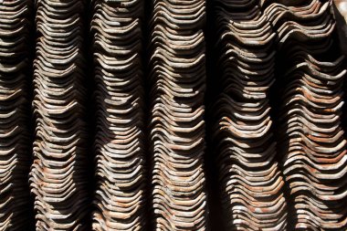 kiremitli çatı kullanılmış ev, desen