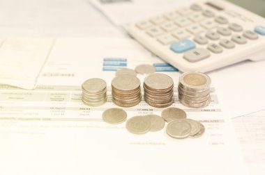 Madeni paralar ve fatura tasarrufu için