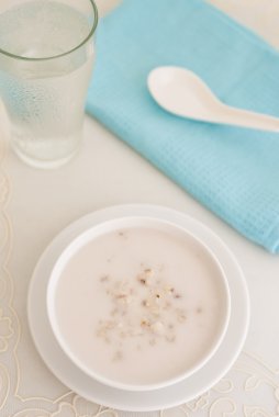 Hindistan cevizi sütü ile tatlı