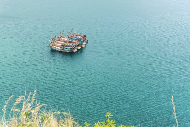 Mavi deniz tekne taşıma