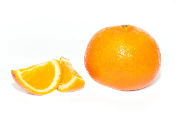 Orangenfrucht auf Weiß — Stockfoto