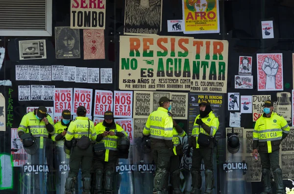Bogota Colombia Mei 2021 Esmad Oproerpolitie Tijdens Colombiaanse Nationale Strike — Stockfoto