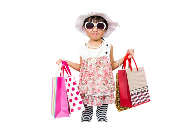 Asiático poco china chica con compras bolsa — Foto de Stock