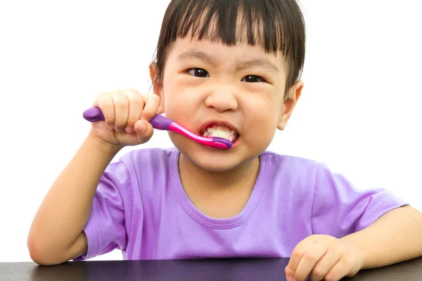 Cinese bambina lavarsi i denti — Foto Stock