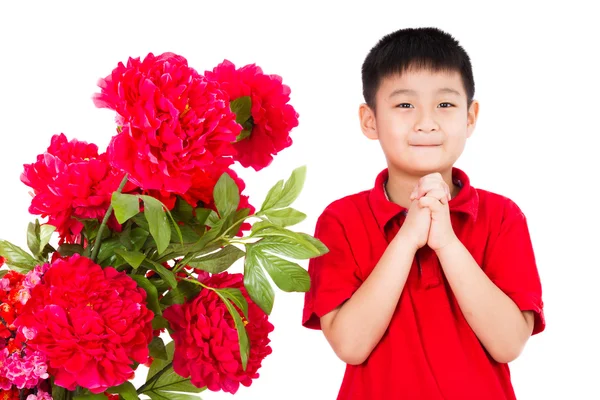 Asiatiska liten pojke som vill du Happy kinesiska nyåret med Grattis — Stockfoto