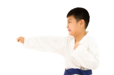 Asyalı küçük Karate çocuk beyaz Kimono içinde