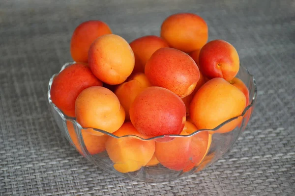 Bowl Fresh Ripe Apricots — Stock Photo, Image