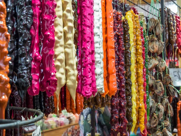 Close Churchkhela Colorido Balcão Mercado Sul Doce Caseiro Georgiano Tradicional — Fotografia de Stock