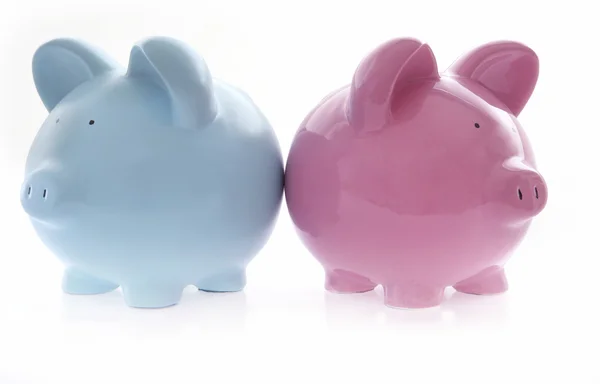 Piggy banks op wit — Stockfoto