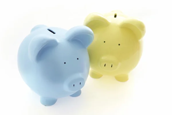 Twee piggy banks — Stockfoto