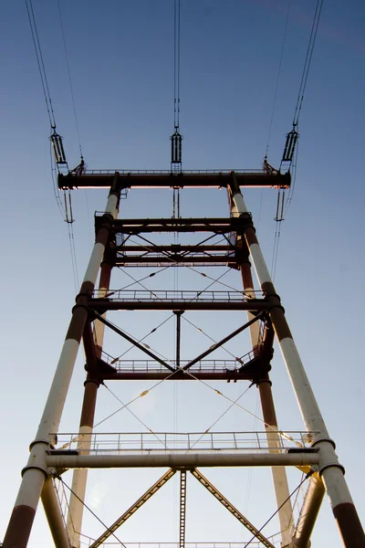 Hochspannungsleitung — Stockfoto