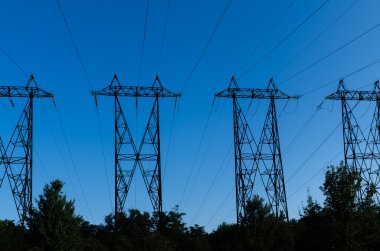 Yüksek voltajlı Elektrik Hattı