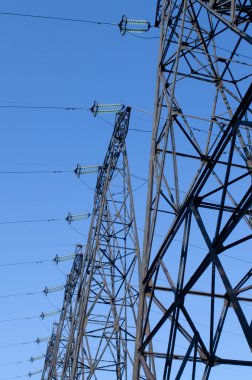 Yüksek voltajlı Elektrik Hattı