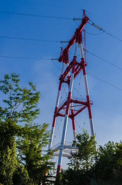 Yüksek voltajlı Elektrik Hattı — Stok fotoğraf