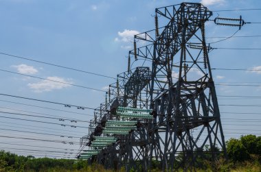 Yüksek voltajlı Elektrik Hattı