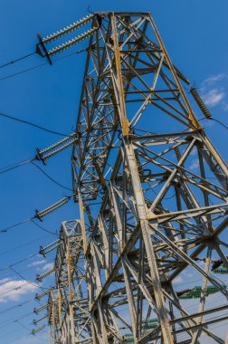 Yüksek voltajlı Elektrik Hattı