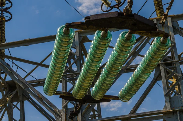 Yüksek voltajlı Elektrik Hattı