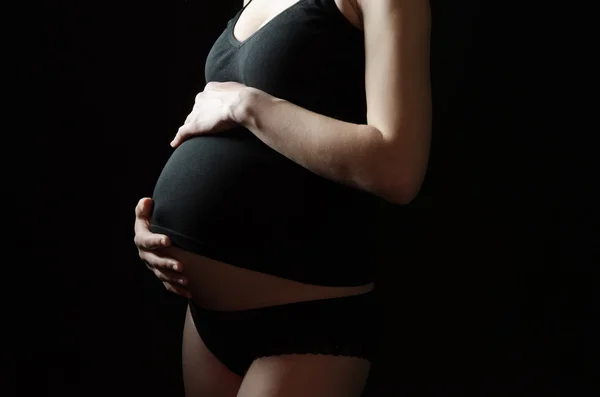 Sección media de la mujer embarazada —  Fotos de Stock