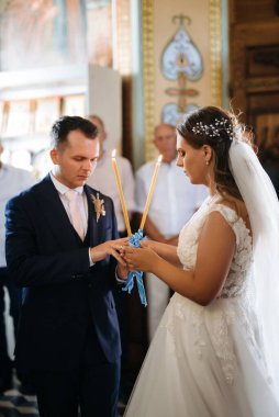 Düğün, Slav geleneklerine göre Ortodoks Kilisesi 'nde süs ayini