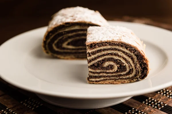 Strudel con semi di papavero — Foto Stock