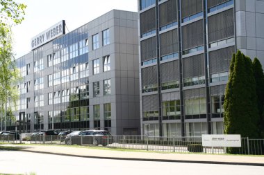 Gerry Weber Ag, Halle, Nrw, Almanya 'nın merkezine bakın.,