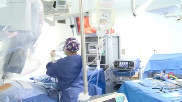 Préparation Sondes Pour Les Robots Salle Chirurgie — Video