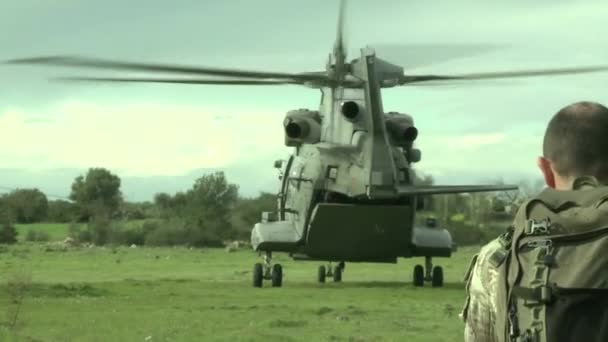 Záchranný Vrtulník Polní Výcvik — Stock video