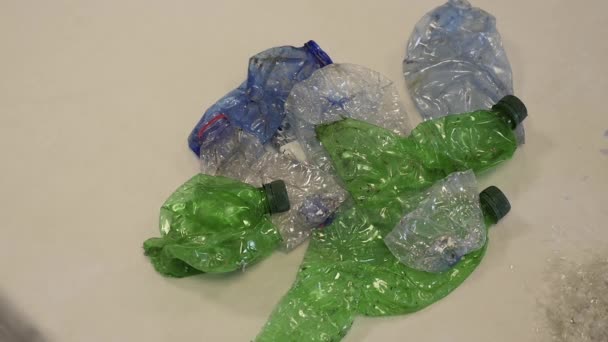 Plastik Geri Dönüşüm Süreci — Stok video