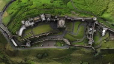 Siyah arkaplanda 3D animasyon modeli