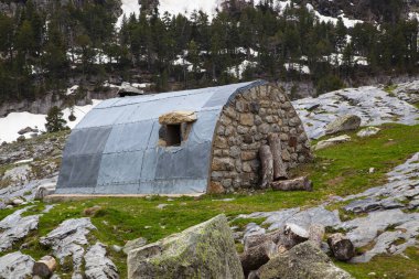 Estan Refuge Planı, Benasque, Huesca Pireneleri, Aragon, La Besurta