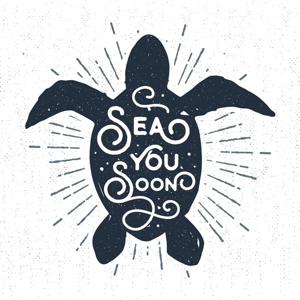 Etiqueta vintage dibujada a mano, insignia retro con ilustración de vector de tortuga marina texturizada . — Vector de stock