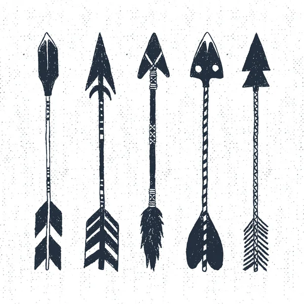 Ícones tribais desenhados à mão com setas texturizadas ilustrações vetoriais — Vetor de Stock