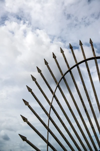 Gökyüzü için okları