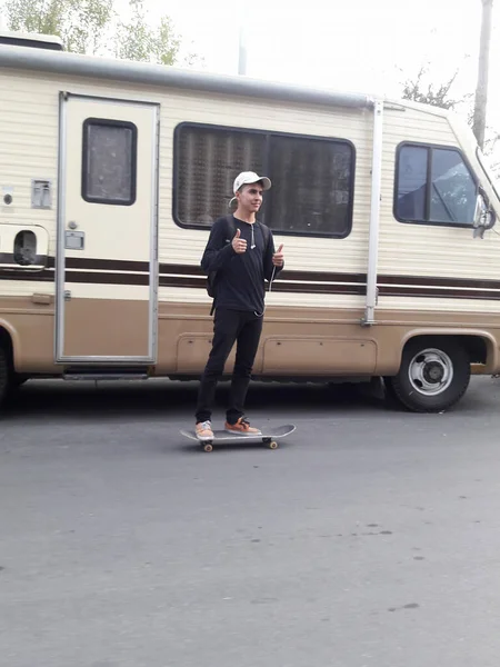 Domando Ciudad Con Patineta — Stock Photo, Image