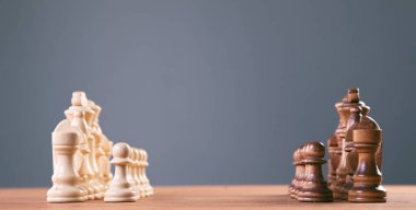 Fikirler, rekabet ve strateji için satranç tahtası konsepti, iş başarısı konsepti