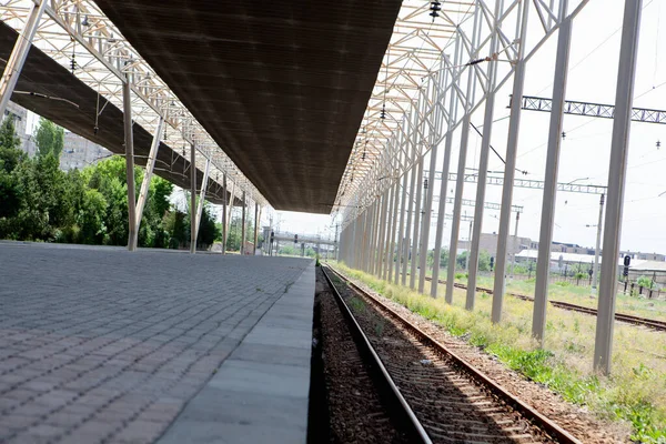 Järnvägsstation Och Räls Taket — Stockfoto