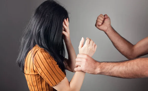 Domestic Violence Husband Wants Hit — Stock Photo, Image