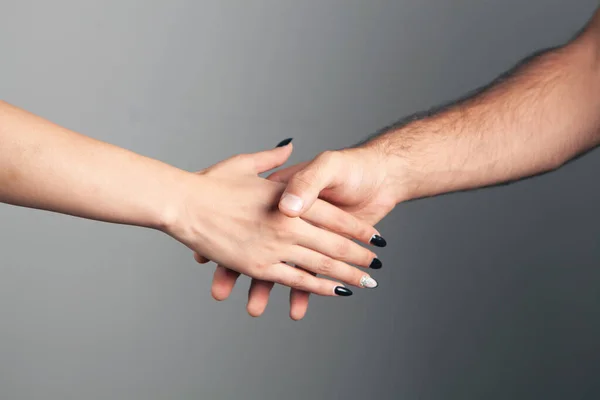 Homem Mulher Apertam Mãos — Fotografia de Stock