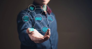 ISO Uluslararası Standartlaştırma Örgütü İşadamı 'nın elinde