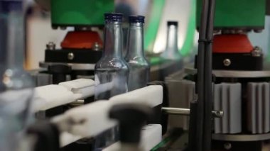 Alkollü içecekler üretimi için ekipman.