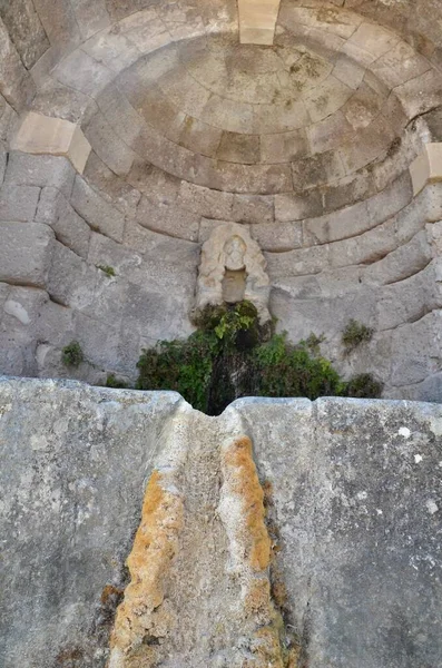 Antik Şehrin Kalıntıları Bizim Zamanımıza Kadar Ayakta Kalan Binanın Bir — Stok fotoğraf