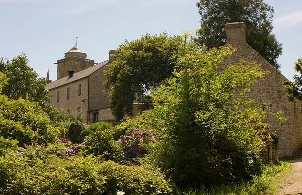 Locronan tuin — Stockfoto