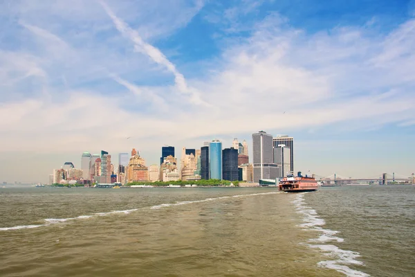 Ferry to Manhattan — Stock Photo, Image