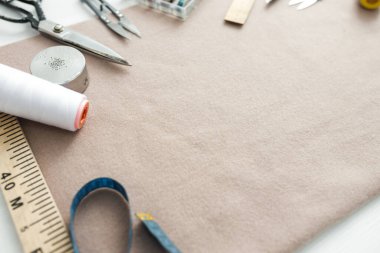 Metniniz için arkaplan arkaplanındaki terzi araçları