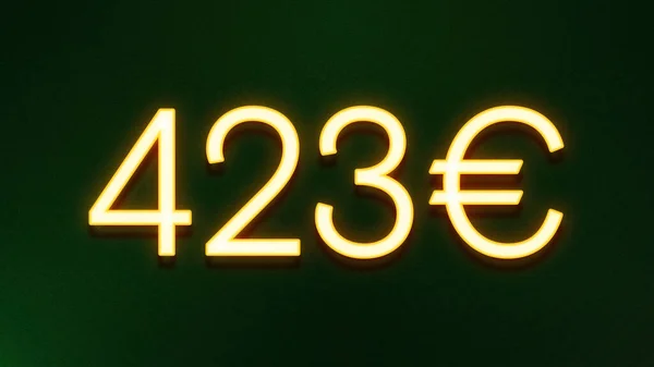 暗色背景上423欧元价格图标的金光符号 — 图库照片