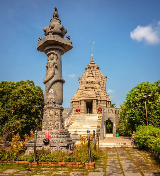 Jagannath Puri Tapınağı Chennai, Güney Hindistan 'ın Chennai şehrinde bulunan Jagannath, Baladeva ve Subhadra adanmış bir Hint tapınağıdır.