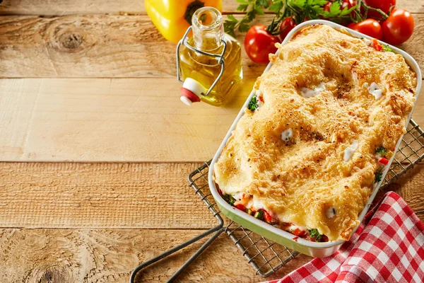 Plat Fraîchement Préparé Lasagnes Aux Légumes Italiens Avec Des Légumes — Photo