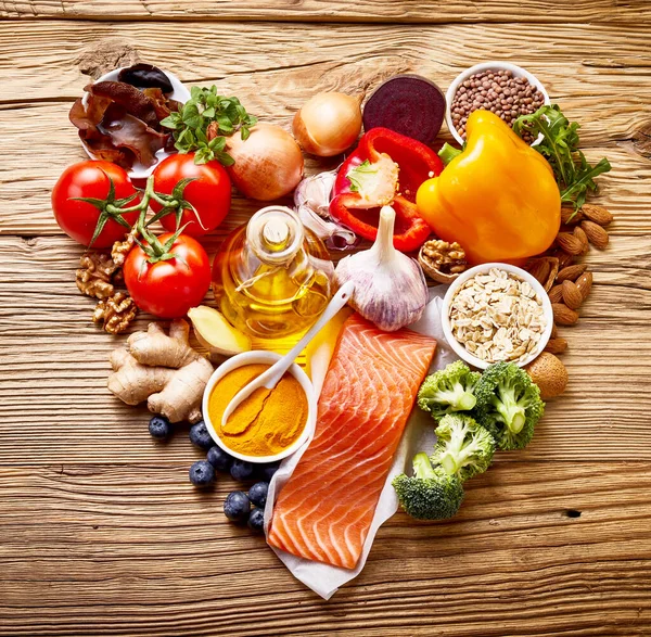 Egészséges Étrend Koncepció Szív Szív Érrendszeri Változatos Friss Élelmiszerek Gazdag — Stock Fotó