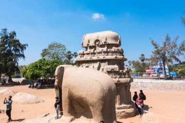 Hindistan, Mahabalipuram 'daki Pancha Pandavar rathas' da fil heykeli.