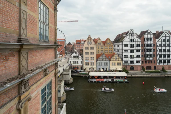 Waterkanaal Stadsgezicht Noordelijke Stad Van Bovenaf Bekeken Oud Industrieel Bakstenen — Stockfoto